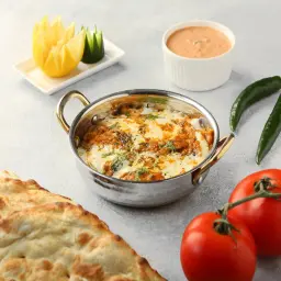 مجنونة عدني